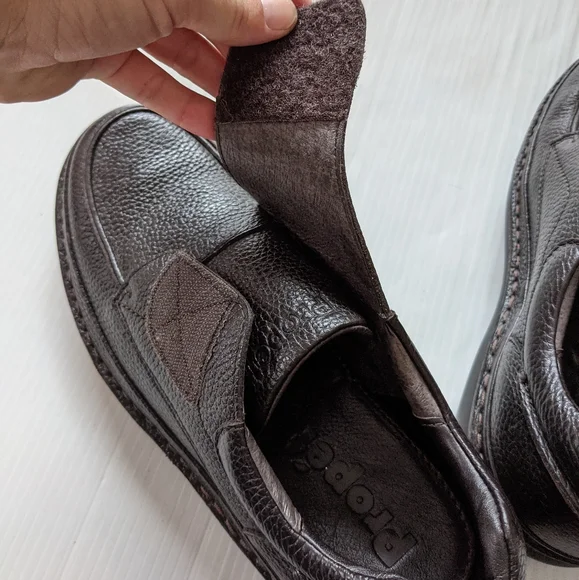 PROPET men's brown leather shoes - Picture 9 of 11